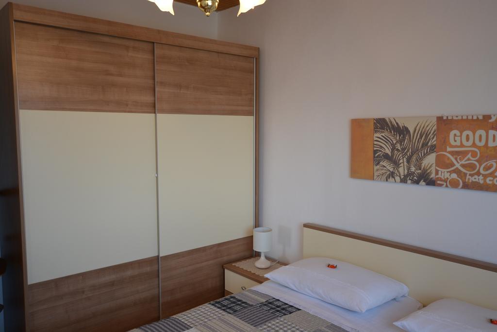 Apartment Slavica Kornić Exterior foto