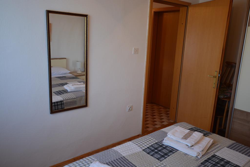 Apartment Slavica Kornić Exterior foto